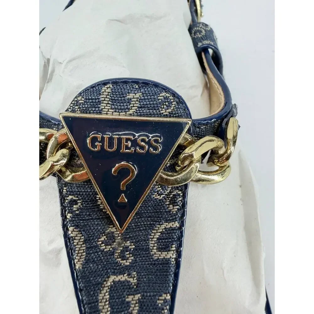 GUESS GFSIA Womens Navy Gold Logo Chain Thong Sandals Size 7 Pre-Owned